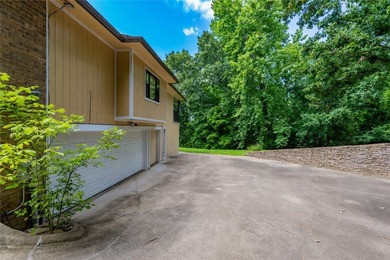 Seasonal views, ACC-approved lake access, and the privacy only - photo 35