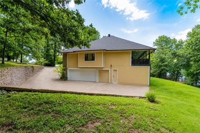 Seasonal views, ACC-approved lake access, and the privacy only - photo 37