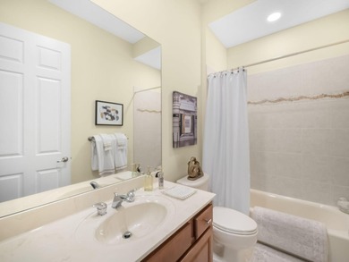 Lovely Furnished Home with Golf Course View. This 2 possible 3BD - photo 10