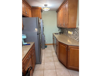 Bright and Airy unit in the highly sought-after Clearview - photo 8