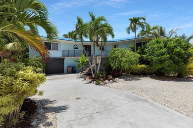 Welcome to 499 Avenida Primiceria in Marathon FL. This unique - photo 2