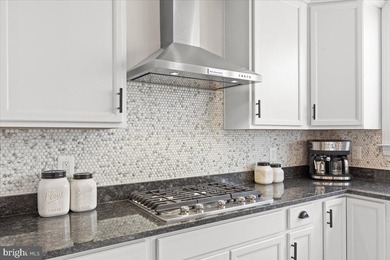 ***Exceptional buyer incentive: Save up to $20,000 with - photo 5