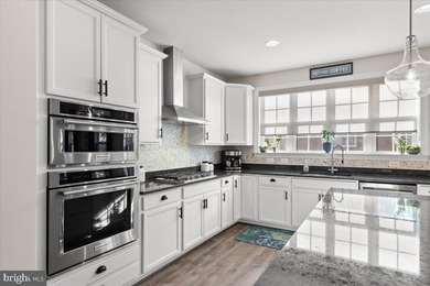 ***Exceptional buyer incentive: Save up to $20,000 with - photo 6