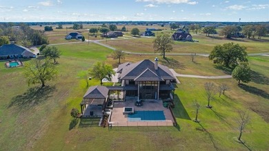 Bonham Lake Home For Sale in Bonham Texas