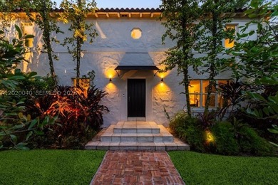 Newly renovated 1920s compound in Miami Beach's prestigious La - photo 2