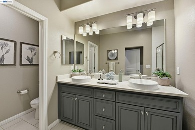 Welcome to this stunning 3BD/3BA townhome in Fremont's desirable - photo 16