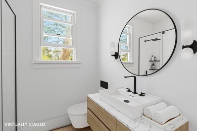 This unique compound is comprised of four detached homes on a .6 - photo 24