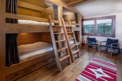 All features of this two-lot estate - its size, location and - photo 25