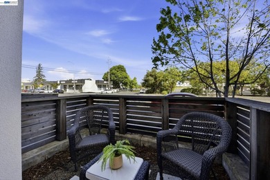 Welcome to this stunning 3BD/3BA townhome in Fremont's desirable - photo 28