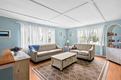This unique compound is comprised of four detached homes on a .6 - photo 28