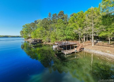 Positioned in a prestigious waterfront neighborhood, this - photo 52