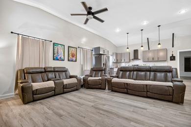 Escape to your own private country retreat on 13.33 breathtaking - photo 8
