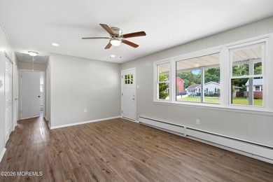 Welcome home to this beautifully updated 2-bedroom home - photo 5