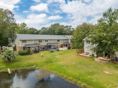 **Outstanding value on James Island!** Move-in-ready, pond-front - photo 1