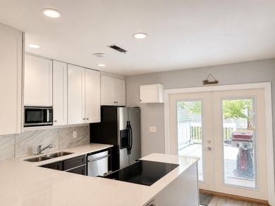 **Outstanding value on James Island!** Move-in-ready, pond-front - photo 6