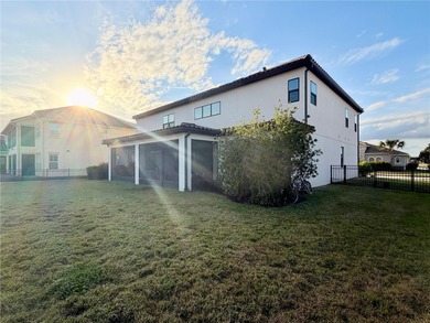 Stunning 2021 Built Taylor Morrison Bimini Model Home for Sale! - photo 11