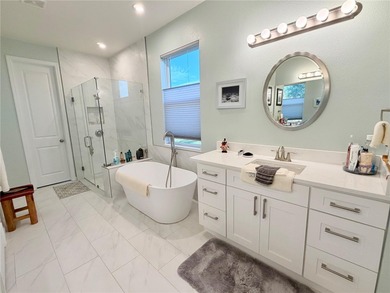 Stunning 2021 Built Taylor Morrison Bimini Model Home for Sale! - photo 16