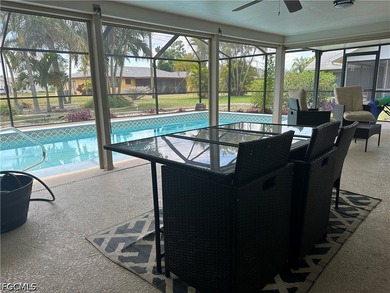 This 3/2 house with open floor plan, heated pool, large back - photo 1