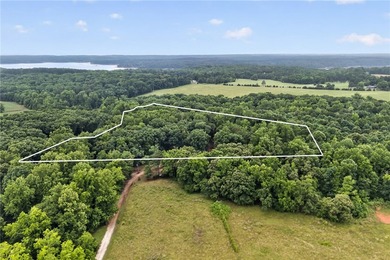 Tucked away on 9.98 secluded acres, this 3 bedroom, 1 bath home - photo 32