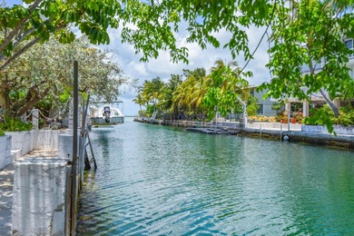 Just minutes from Key West, this open floor plan waterfront home - photo 3