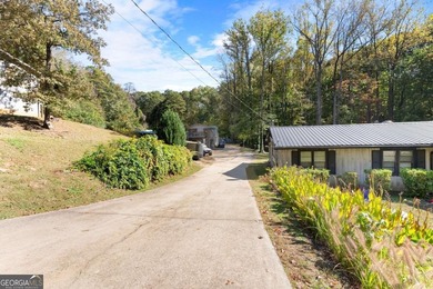 Private 6.6-Acre Estate with Pool, Guest Apartment & Workshop! - photo 35
