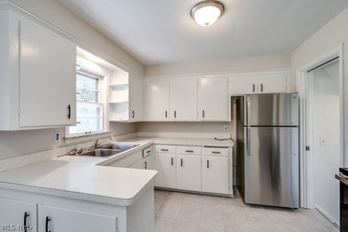 Come see this updated 3-bedroom, 1-bath home in Euclid! Recent - photo 5