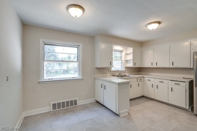 Come see this updated 3-bedroom, 1-bath home in Euclid! Recent - photo 9