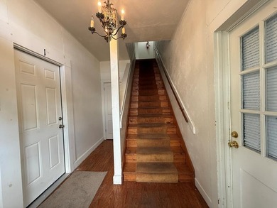 Six unit apartment building with some recent cosmetic remodels - photo 7