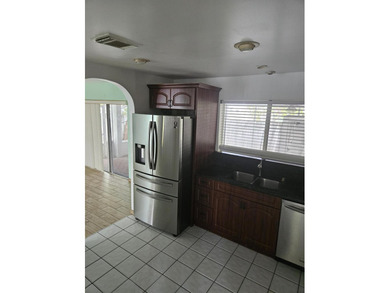 This exceptional Four Bedrooms , 3 Full bath rooms offering - photo 18