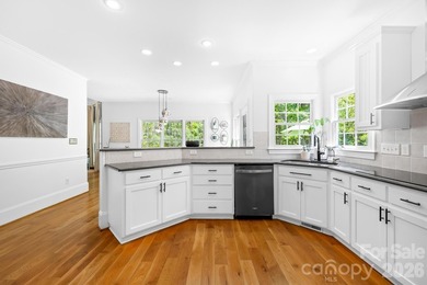 DEEDED BOAT SLIP & 1.57-ACRE FARMHOUSE RETREAT with Primary - photo 19
