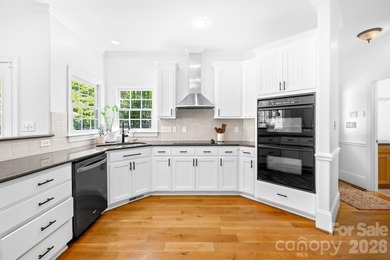 DEEDED BOAT SLIP & 1.57-ACRE FARMHOUSE RETREAT with Primary - photo 20