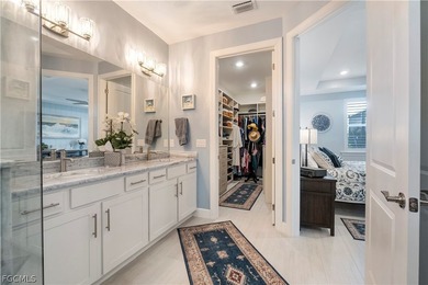 PRICE REDUCTION!!! UPGRADES GALORE !!! Artistic design, Love & - photo 25