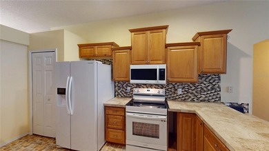 There's plenty of space inside and outside of this 5 Bedroom, 2 - photo 9