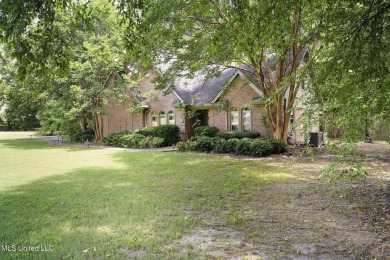 Lake Home Sale Pending in Olive Branch, Mississippi
