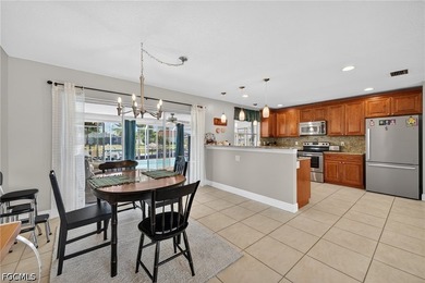One bridge Gulf access pool home! Boatlift, southern exposure! - photo 9