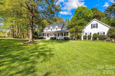 DEEDED BOAT SLIP & 1.57-ACRE FARMHOUSE RETREAT with Primary - photo 46