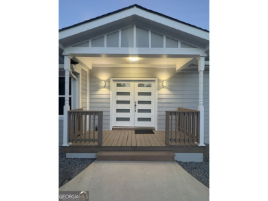 Lake Home For Sale in Villa Rica, Georgia