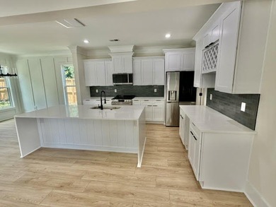 $10,000 in buyer's closing costs/prepaids and/or rate buy down - photo 4