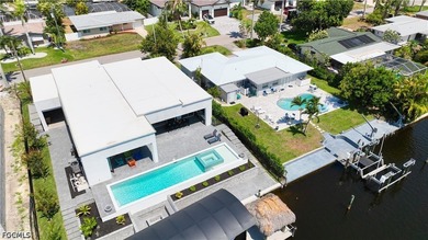 STUNNING CONTEMPORARY RESIDENCE ON BAYSHORE AVENUE! Boaters' - photo 5