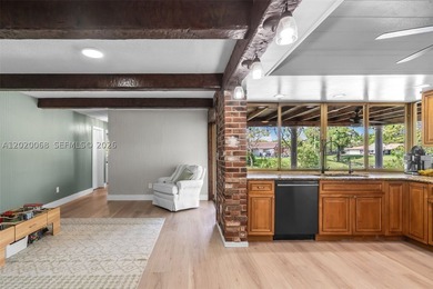 RELOCATION SALE - MOTIVATED SELLER. Exceptional opportunity to - photo 10