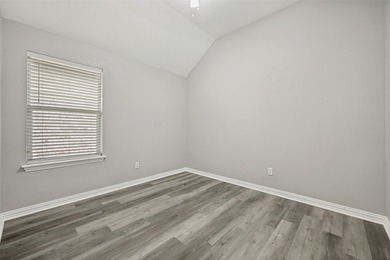 Welcome to 220 Parakeet Drive in the highly sought-after Paloma - photo 22