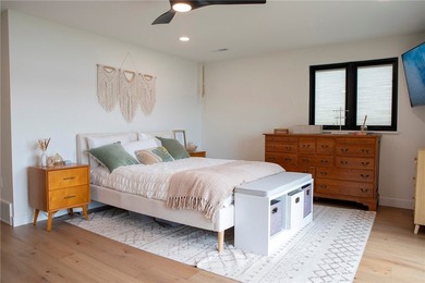 Rare opportunity for a luxury home on the most valuable lot on - photo 24