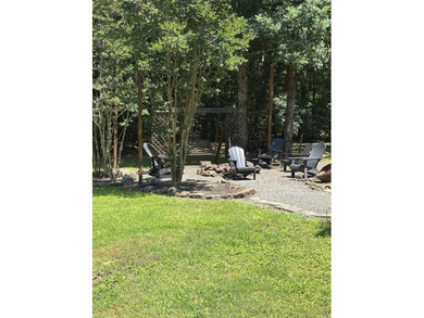 Enjoy being at your own Lake Home! This property features 3bdrm - photo 36