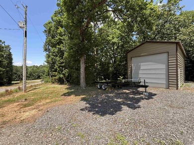 Enjoy being at your own Lake Home! This property features 3bdrm - photo 37