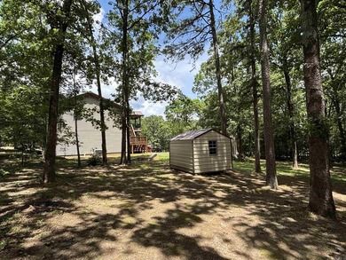 Enjoy being at your own Lake Home! This property features 3bdrm - photo 43