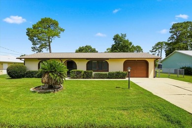 Welcome home to 10 Fenwick Lane, a charming starter home or - photo 1