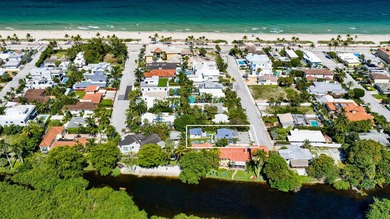 A Modern Coastal Home nestled in the prestigious Las Olas by the - photo 1