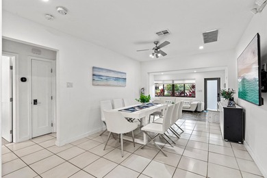 A Modern Coastal Home nestled in the prestigious Las Olas by the - photo 5