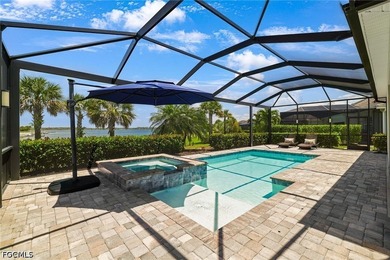 Shows like a model! Elegant best-selling Summerville floor plan - photo 3
