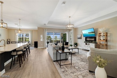 Shows like a model! Elegant best-selling Summerville floor plan - photo 7